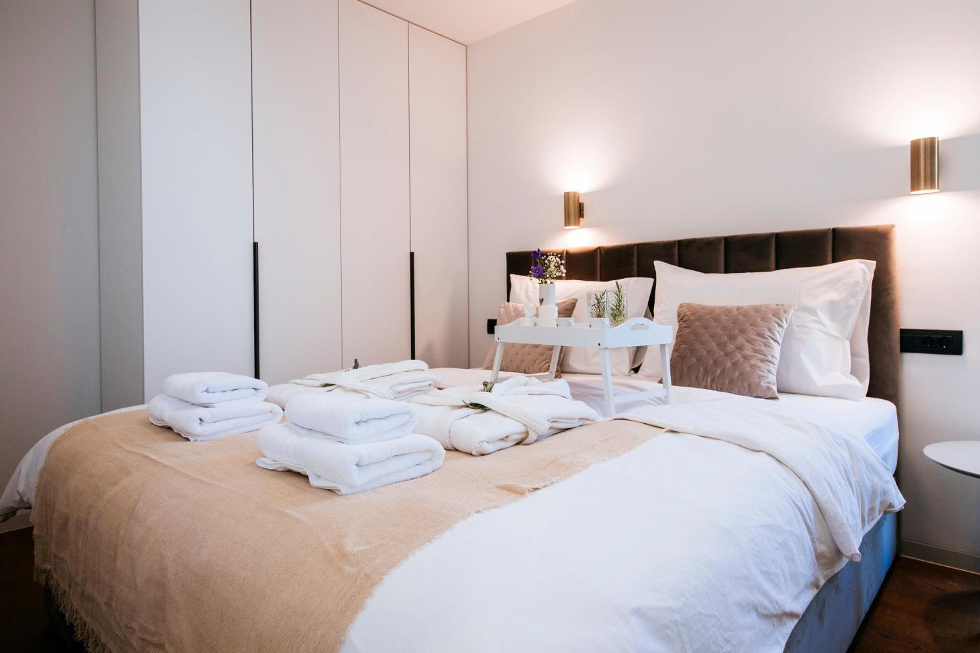 Crystal Holiday Residence II Sukosan Bagian luar foto