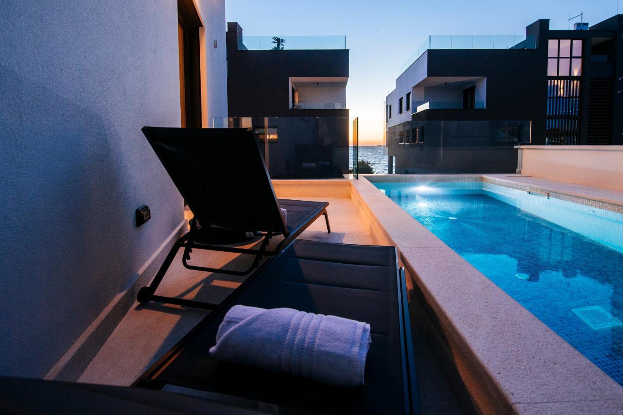 Crystal Holiday Residence II Sukosan Bagian luar foto