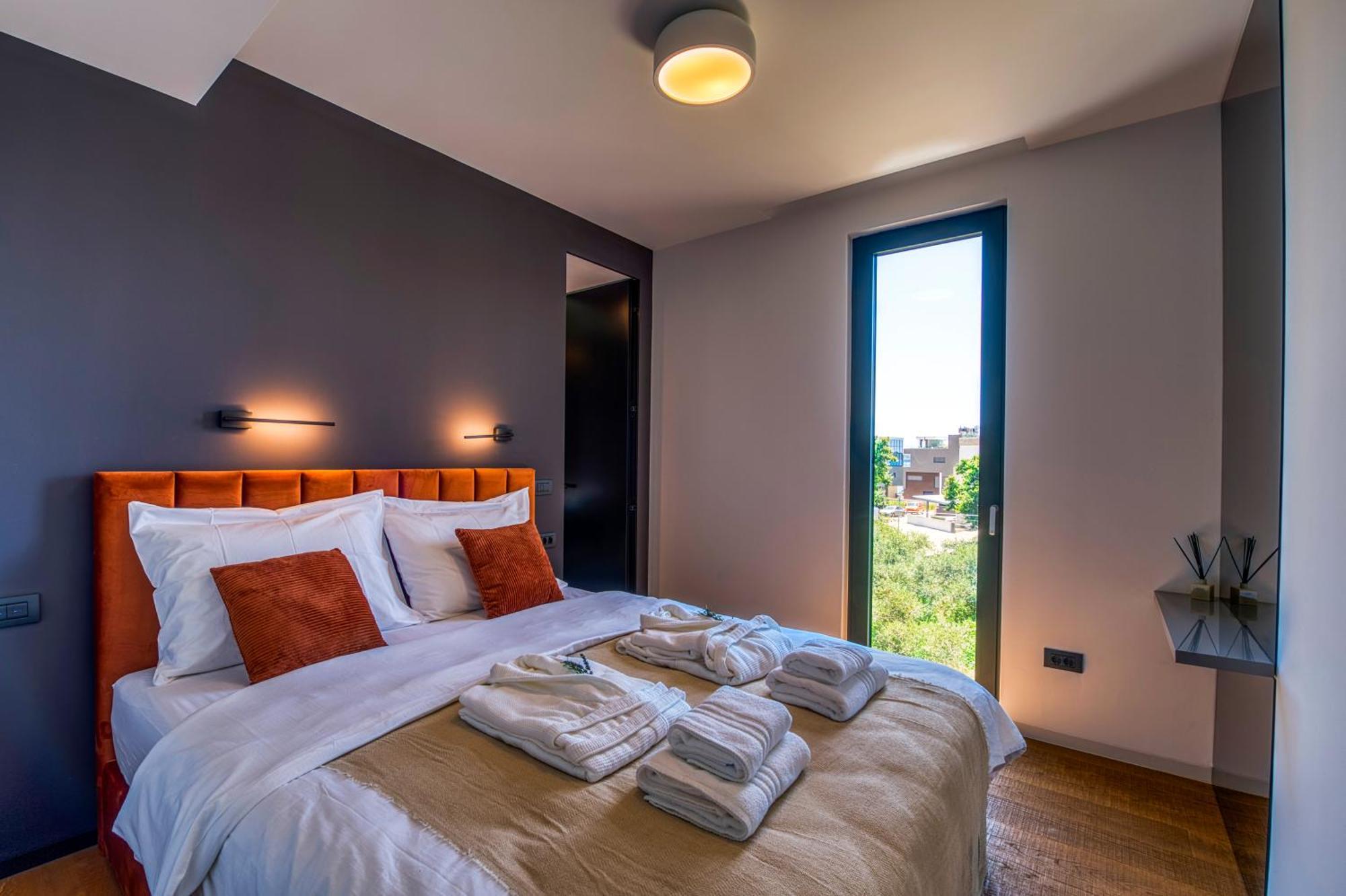 Crystal Holiday Residence II Sukosan Bagian luar foto