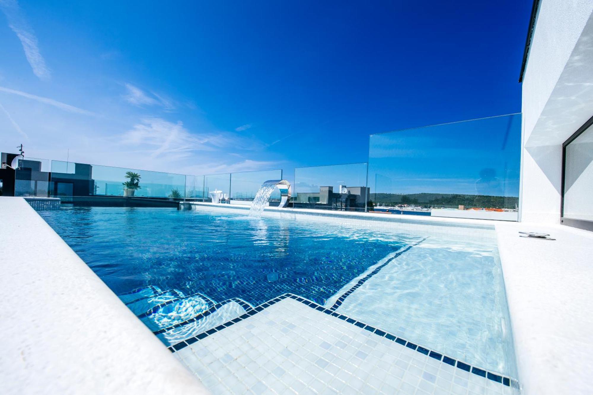 Crystal Holiday Residence II Sukosan Bagian luar foto