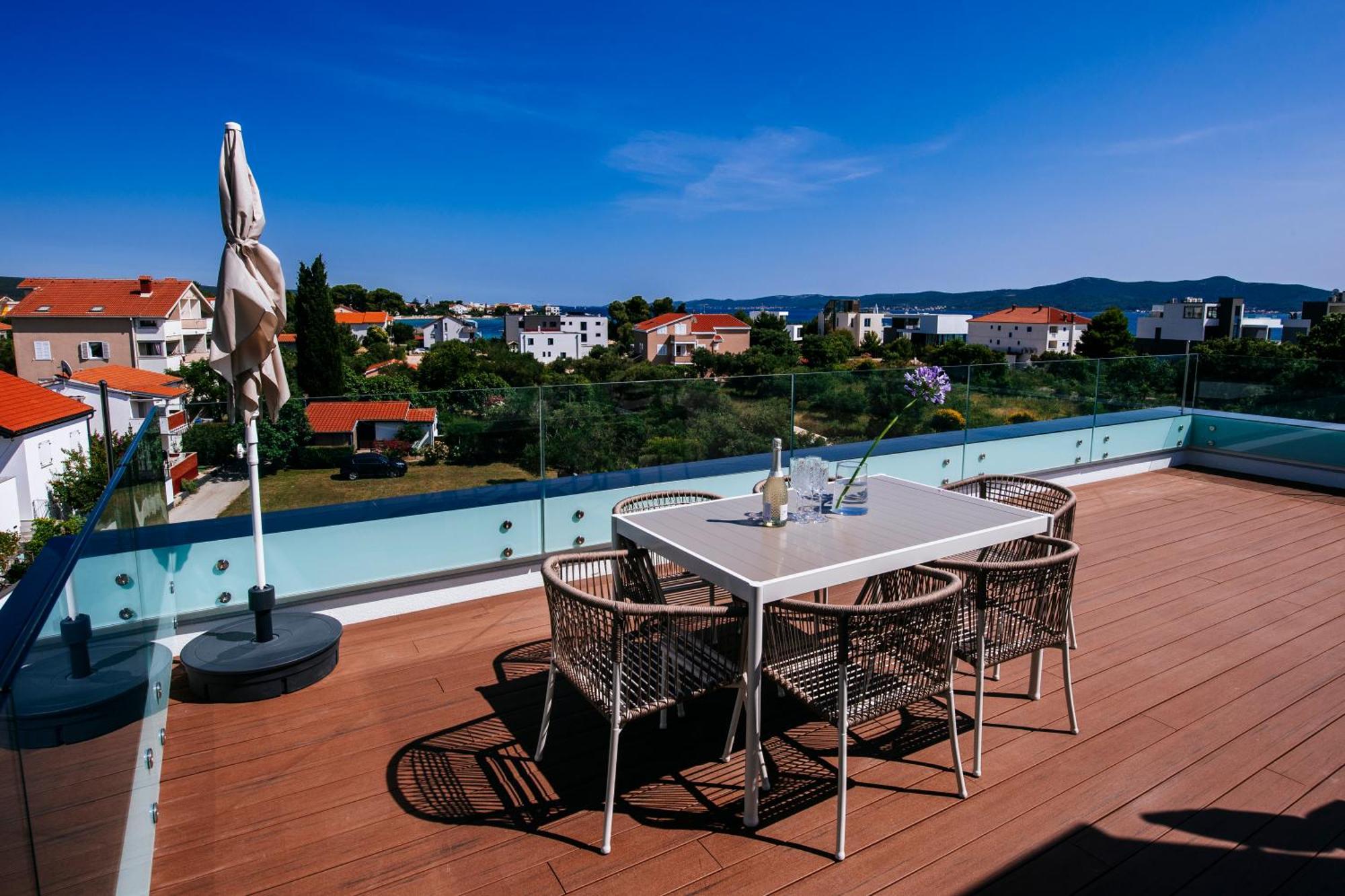 Crystal Holiday Residence II Sukosan Bagian luar foto