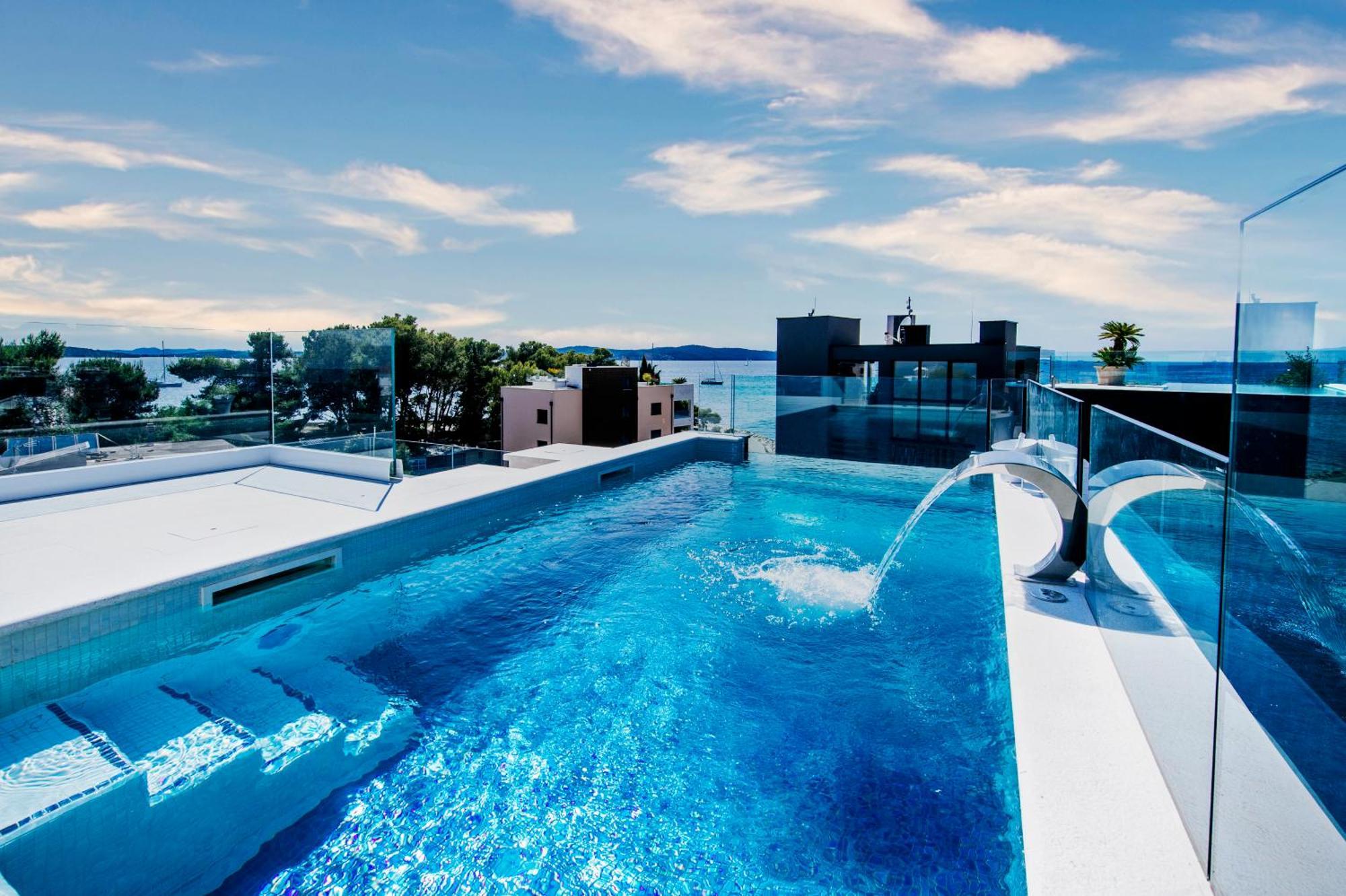 Crystal Holiday Residence II Sukosan Bagian luar foto